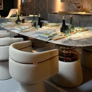 Peso Dining Table